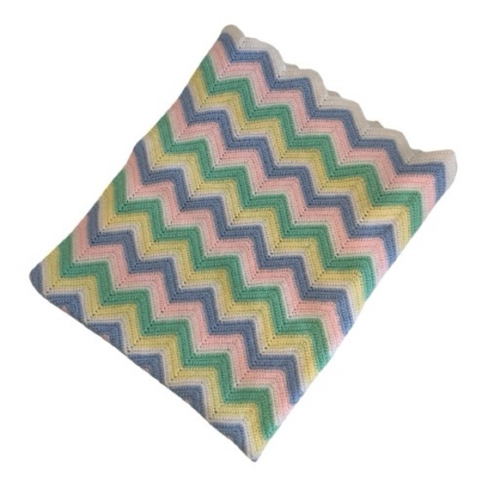 Vintage | Handmade | Adorable Pastel Chevron Baby Blanket
